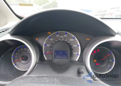 2013 Honda Fit z USA, uszkodzony, nr VIN JHMGE8H36DC015960